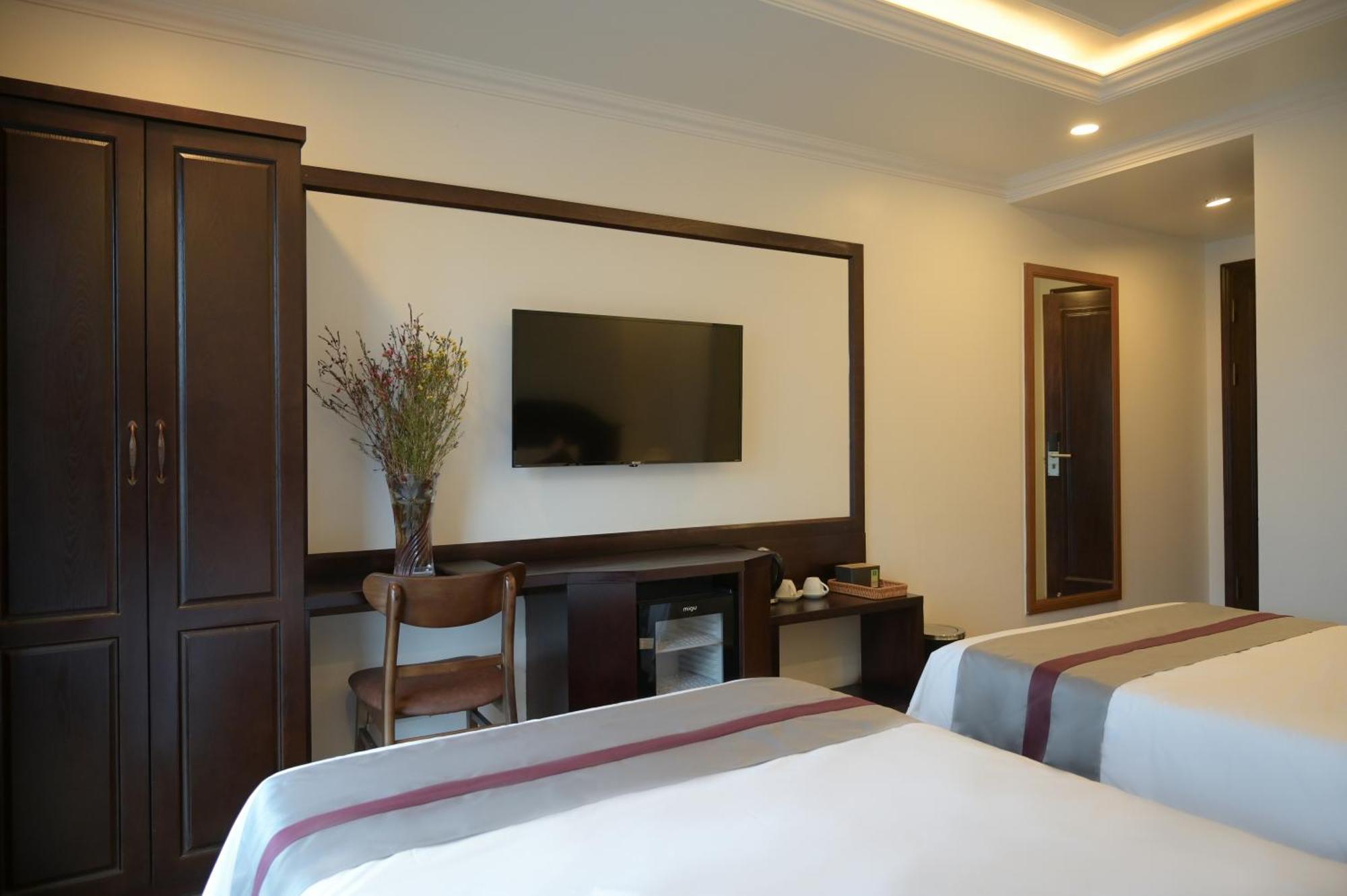 Mercy Hotel Hanoi Exterior photo